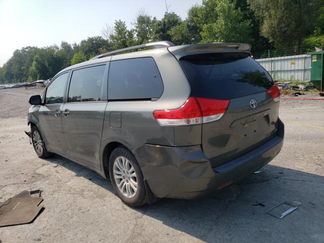 Photo 3 from auction – 2012 TOYOTA SIENNA XLE with VIN 5TDYK3DC3CS275754