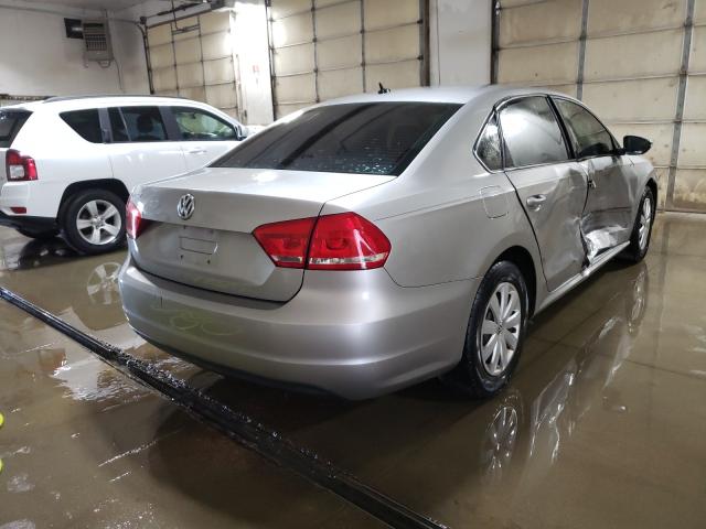 Photo 4 from auction – 2012 VOLKSWAGEN PASSAT S with VIN 1VWAP7A39CC028025