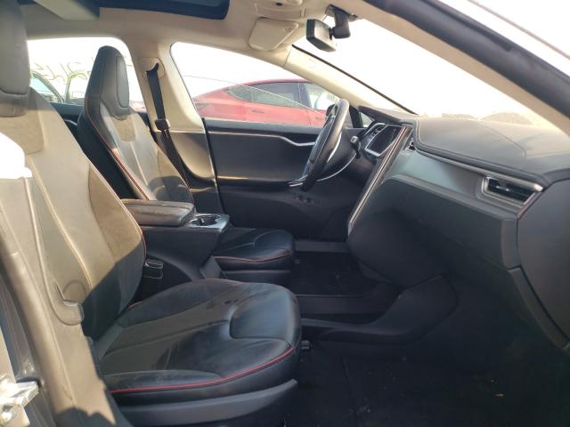 Photo 5 from auction – 2013 TESLA MODEL S with VIN 5YJSA1CP4DFP04147