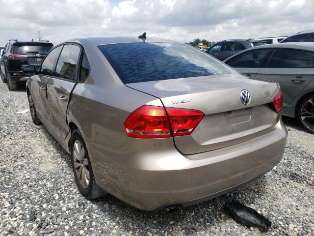 Photo 3 from auction – 2015 VOLKSWAGEN PASSAT S with VIN 1VWAT7A30FC008567