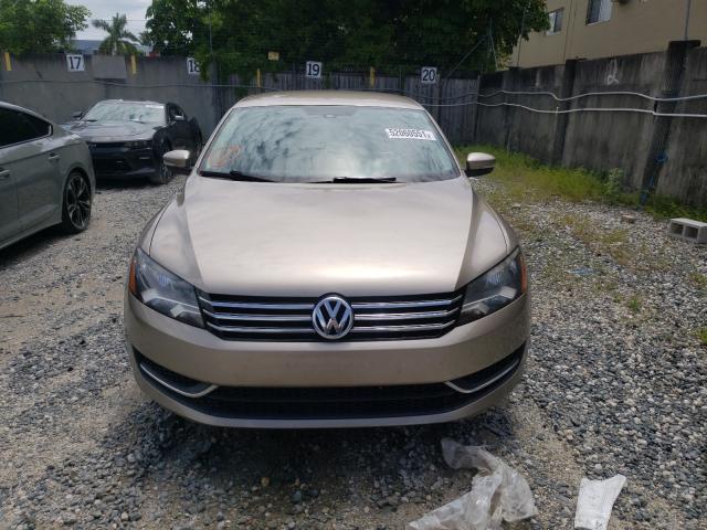 Photo 9 from auction – 2015 VOLKSWAGEN PASSAT S with VIN 1VWAT7A30FC008567