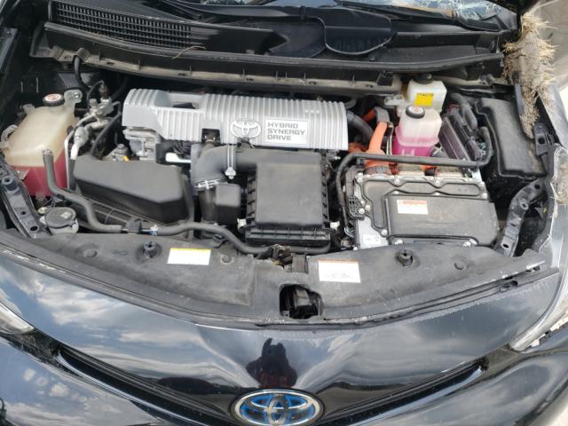 Photo 7 from auction – 2017 TOYOTA PRIUS V with VIN JTDZN3EU2HJ070787