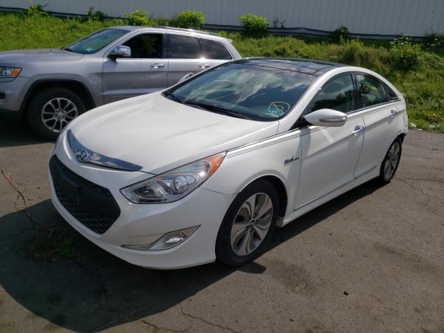 Photo 2 from auction – 2013 HYUNDAI SONATA HYB with VIN KMHEC4A46DA081135