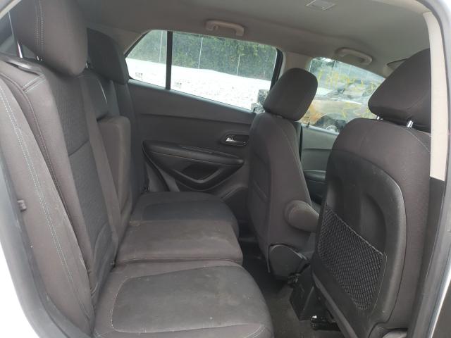 Photo 6 from auction – 2016 CHEVROLET TRAX LS with VIN KL7CJNSB5GB603625