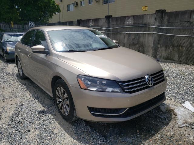 VOLKSWAGEN PASSAT S 2015 with VIN 1VWAT7A30FC008567 - Photo from auction