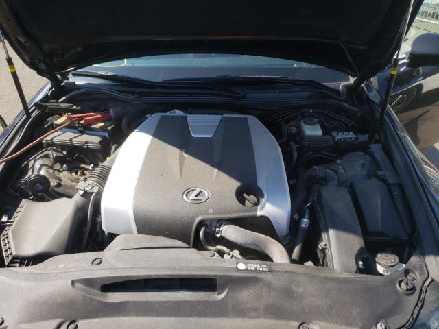 Photo 7 from auction – 2017 LEXUS IS 300 with VIN JTHCM1D2XH5024760