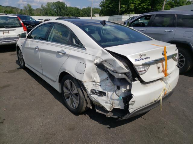 Photo 3 from auction – 2013 HYUNDAI SONATA HYB with VIN KMHEC4A46DA081135