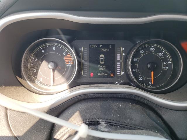 Photo 8 from auction – 2018 JEEP CHEROKEE L with VIN 1C4PJLLB6JD611493