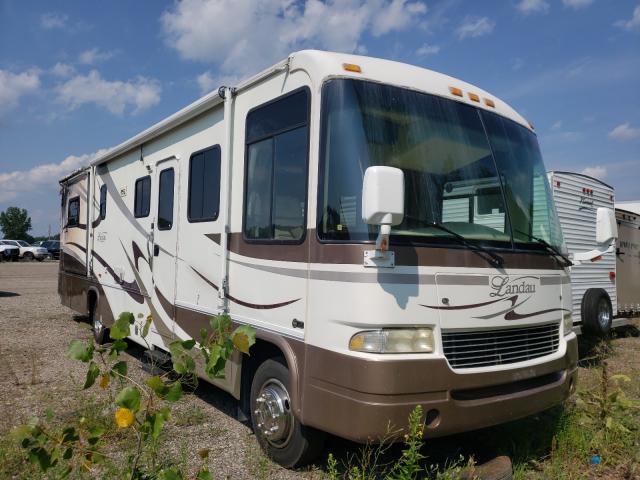 GEOR LANDAU 2004 with VIN 5B4MP67G443388654 - Photo from auction