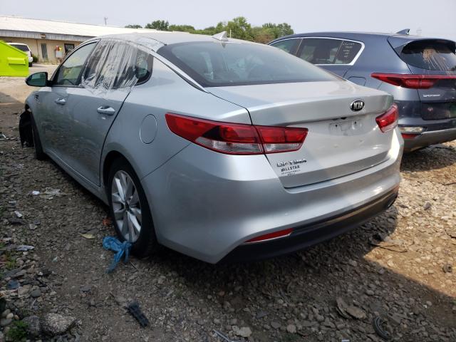 Photo 3 from auction – 2017 KIA OPTIMA LX with VIN 5XXGT4L38HG129794