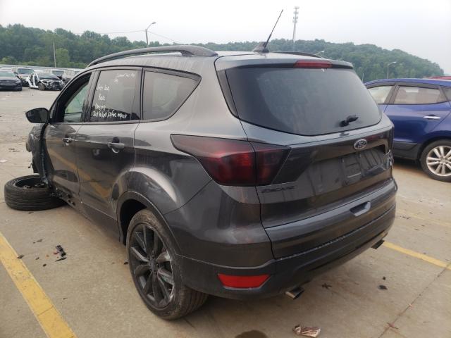 Photo 3 from auction – 2019 FORD ESCAPE SE with VIN 1FMCU9GD5KUB29325