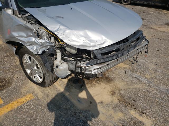 Photo 9 from auction – 2011 FORD FOCUS SEL with VIN 1FAHP3HN8BW105021
