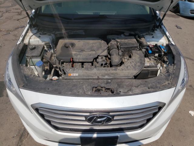 Photo 7 from auction – 2017 HYUNDAI SONATA SE with VIN 5NPE24AF0HH586630