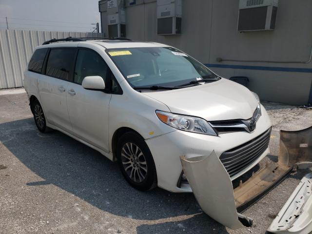 TOYOTA SIENNA XLE 2018 with VIN 5TDYZ3DC2JS915204 - Photo from auction