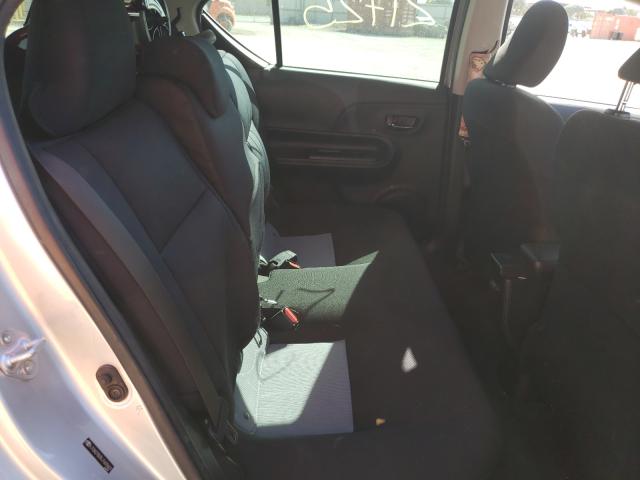 Photo 6 from auction – 2018 TOYOTA PRIUS C with VIN JTDKDTB3XJ1609601