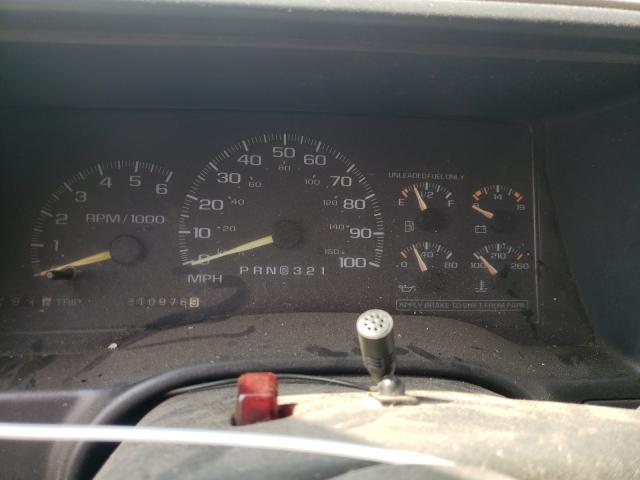 Photo 8 from auction – 1997 CHEVROLET SUBURBAN K with VIN 3GNFK16RXVG114162