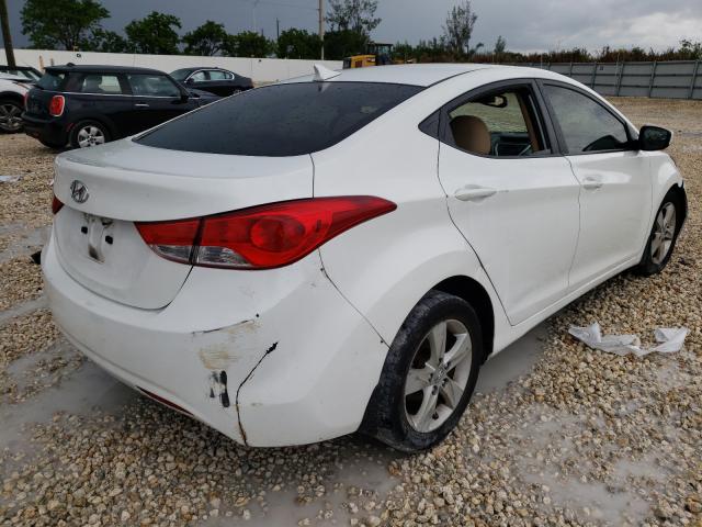 Photo 4 from auction – 2012 HYUNDAI ELANTRA GL with VIN 5NPDH4AE6CH135017