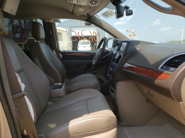 Photo 5 from auction – 2013 CHRYSLER TOWN & COU with VIN 2C4RC1CG6DR607237