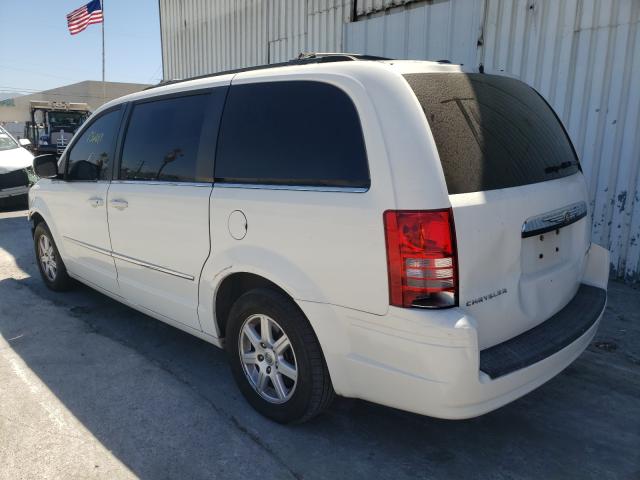 Photo 3 from auction – 2010 CHRYSLER TOWN & COU with VIN 2A4RR5D11AR212940