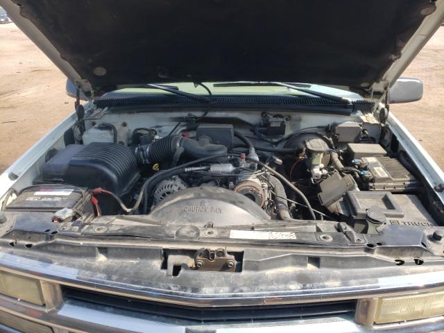 Photo 7 from auction – 1997 CHEVROLET SUBURBAN K with VIN 3GNFK16RXVG114162