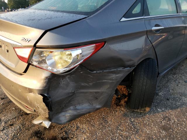Photo 9 from auction – 2012 HYUNDAI SONATA SE with VIN 5NPEC4ABXCH452257