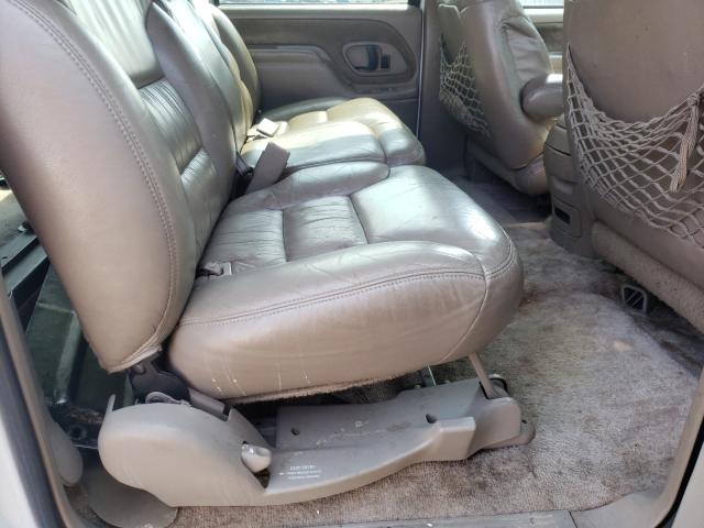 Photo 6 from auction – 1997 CHEVROLET SUBURBAN K with VIN 3GNFK16RXVG114162