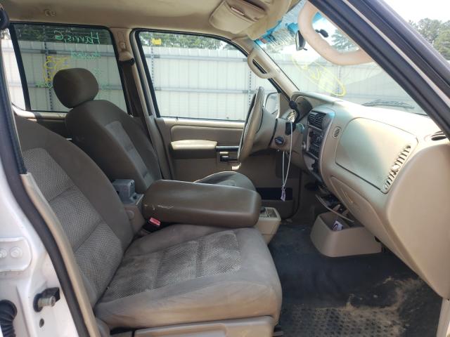 Photo 5 from auction – 2005 FORD EXPLORER S with VIN 1FMZU67K35UB36589