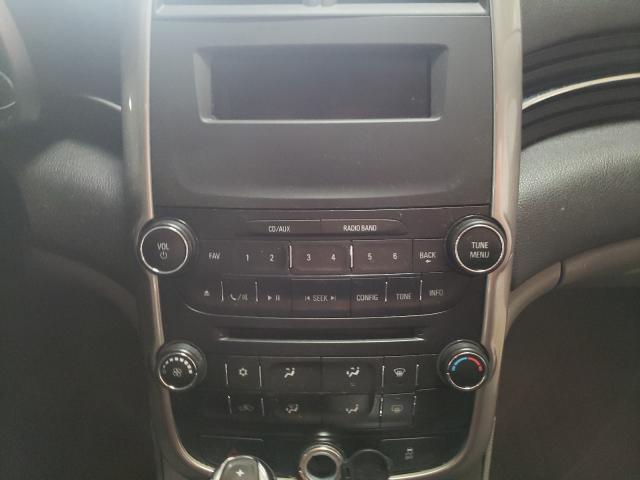 Photo 9 from auction – 2014 CHEVROLET MALIBU LS with VIN 1G11B5SL6EF206942