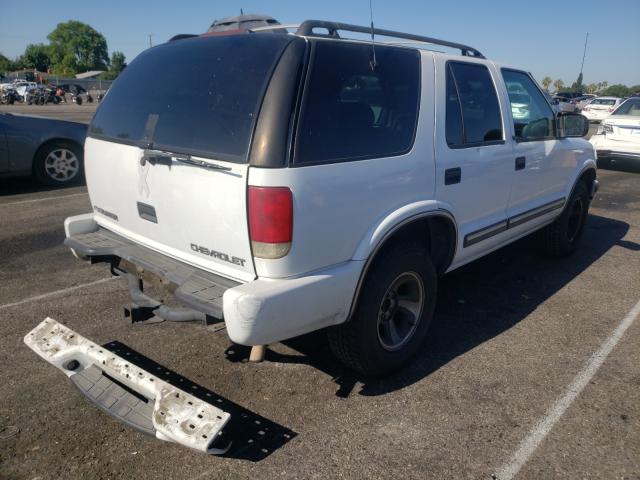Photo 4 from auction – 2000 CHEVROLET BLAZER with VIN 1GNCS13W0Y2358378