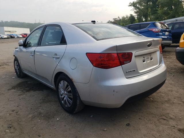 Zdjęcie 3 z aukcji – 2010 KIA FORTE EX z VIN KNAFU4A28A5059417