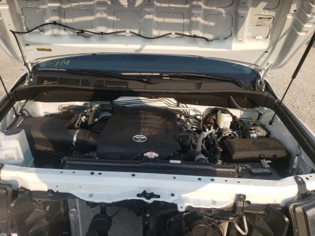Photo 7 from auction – 2021 TOYOTA SEQUOIA SR with VIN 5TDCY5B16MS185442