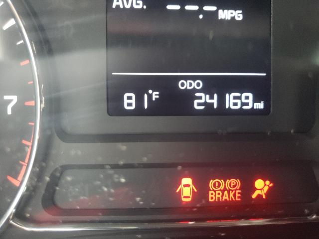 Photo 8 from auction – 2018 KIA FORTE LX with VIN 3KPFK4A77JE206562