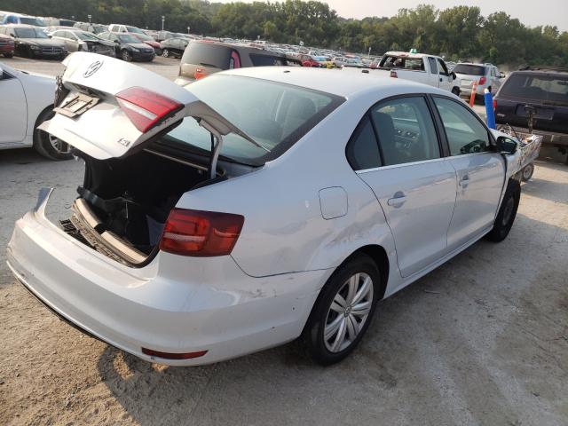 Photo 4 from auction – 2017 VOLKSWAGEN JETTA S with VIN 3VW2B7AJ5HM260869