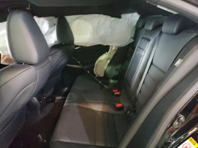 Photo 6 from auction – 2016 LEXUS IS 200T with VIN JTHBA1D2XG5033204