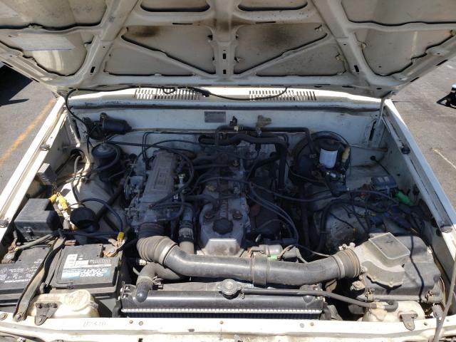 Photo 7 from auction – 1985 TOYOTA PICKUP with VIN JT5RN55D0F5040734