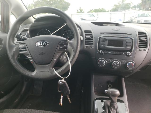 Photo 9 from auction – 2018 KIA FORTE LX with VIN 3KPFK4A77JE206562