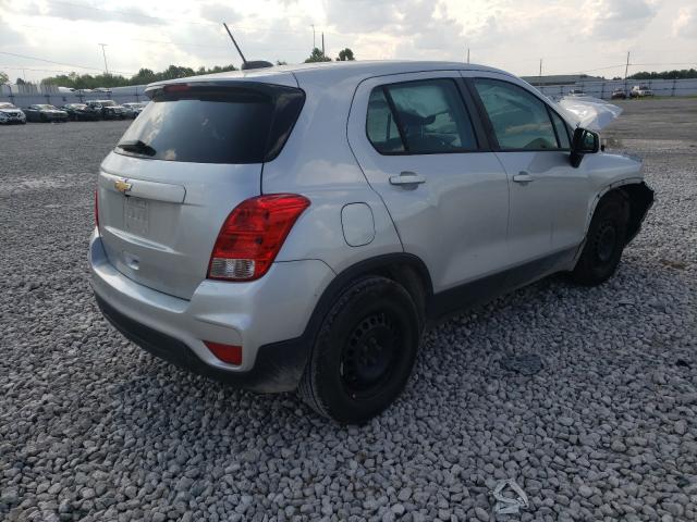 Photo 4 from auction – 2017 CHEVROLET TRAX LS with VIN 3GNCJKSB3HL213342