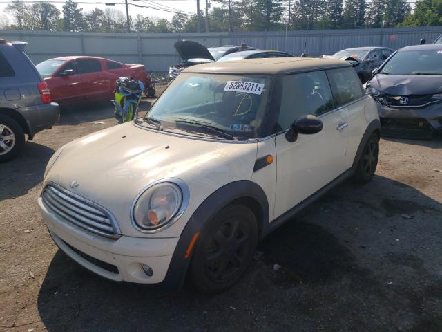 Photo 2 from auction – 2008 MINI COOPER with VIN WMWMF335X8TT64541