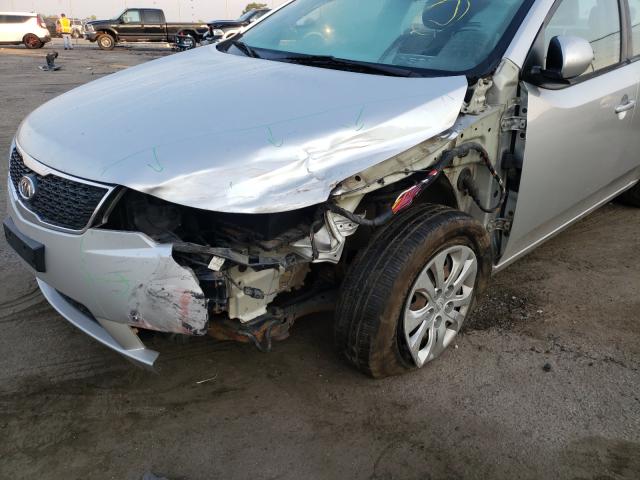 Photo 9 from auction – 2013 KIA FORTE LX with VIN KNAFT4A2XD5650663
