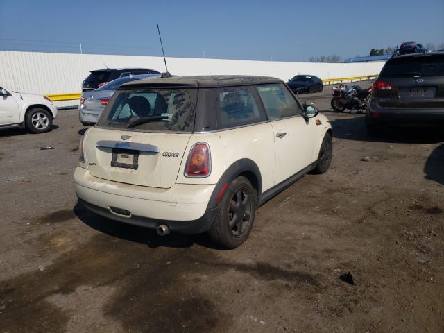 Photo 4 from auction – 2008 MINI COOPER with VIN WMWMF335X8TT64541