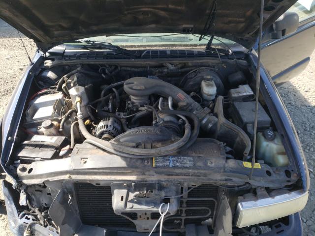 Photo 7 from auction – 2004 CHEVROLET BLAZER with VIN 1GNCS18X54K139797