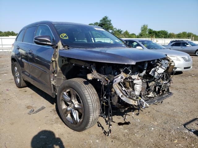 TOYOTA HIGHLANDER 2017 with VIN 5TDDZRFH6HS432853 - Photo from auction