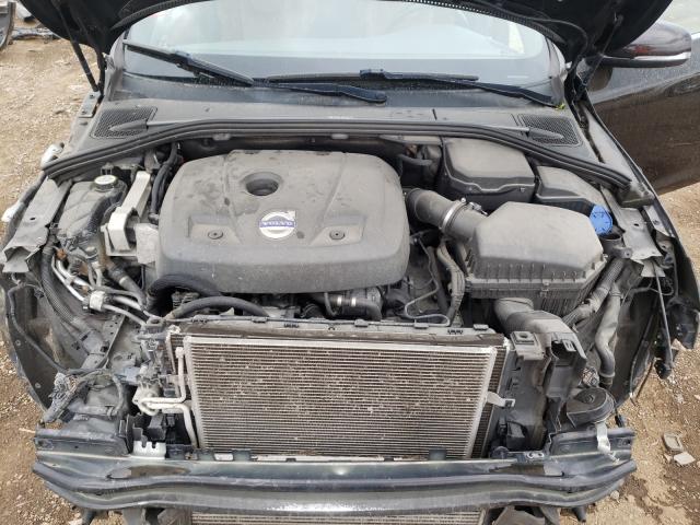 Photo 7 from auction – 2015 VOLVO V60 PREMIE with VIN YV140MEB6F1187437
