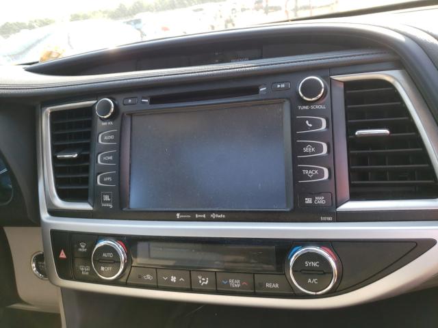 Photo 9 from auction – 2017 TOYOTA HIGHLANDER with VIN 5TDDZRFH6HS432853