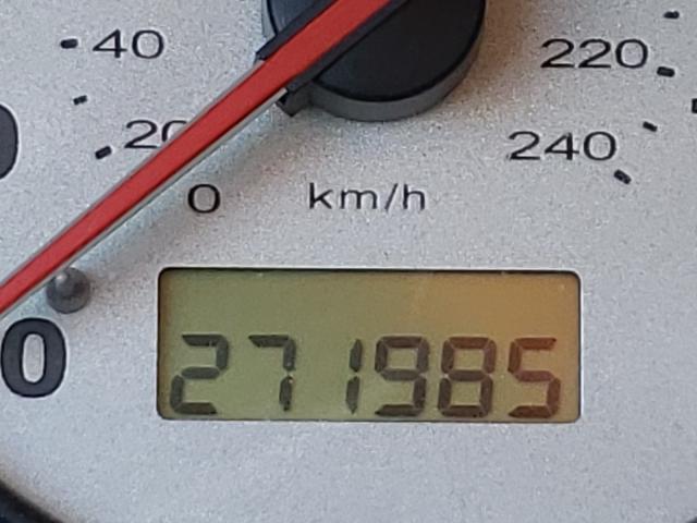 Photo 8 from auction – 2002 HONDA CIVIC LX with VIN 2HGES15542H573879