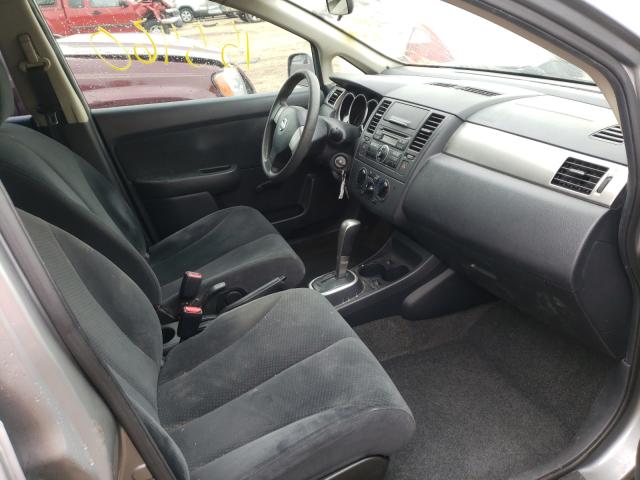 Photo 5 from auction – 2011 NISSAN VERSA S with VIN 3N1BC1CP1BL385186