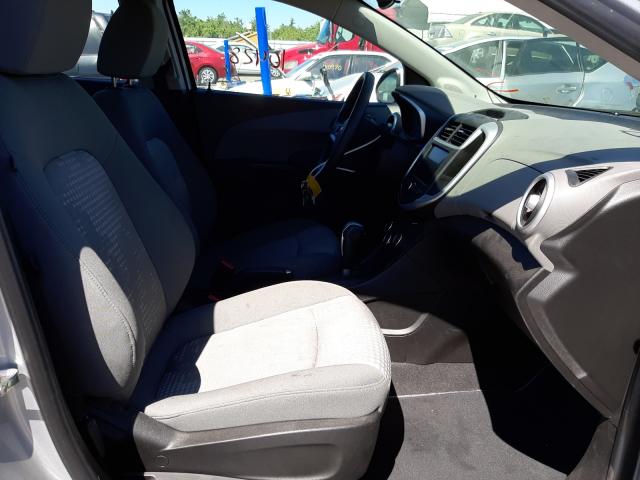 Photo 5 from auction – 2020 CHEVROLET SONIC with VIN 1G1JG6SB0L4126723