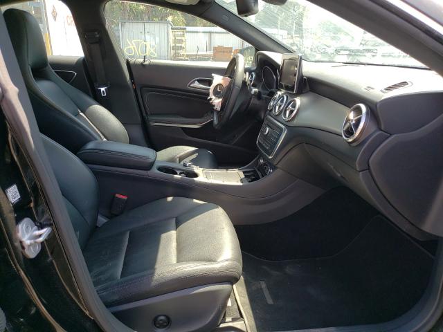 Photo 5 from auction – 2015 MERCEDES-BENZ CLA 250 with VIN WDDSJ4EB2FN199285