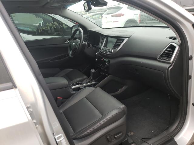 Photo 5 from auction – 2016 HYUNDAI TUCSON LIM with VIN KM8J3CA24GU163021