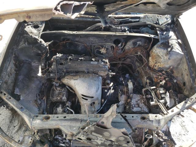 Photo 7 from auction – 2002 TOYOTA CAMRY LE with VIN JTDBE32K720022770